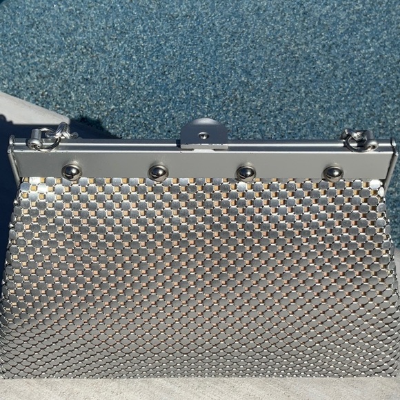 Whiting And Davis Silver Chainmail Satchel - Picture 6 of 16